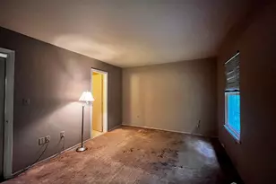 260 Palombi Ct, East Brunswick Township, NJ 08816 - Photo 16