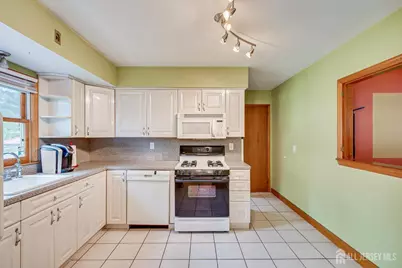 979 Wood Avenue, Edison, NJ 08820 - Photo 14