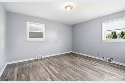 115 N Main Street N, Iselin, NJ 08830 - Photo 12