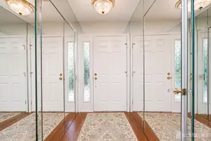 176 Goldfinch Dr, Monroe Township, NJ 08831 - Photo 4