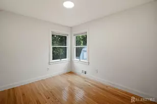 29 Windsor Dr, East Brunswick Township, NJ 08816 - Photo 18