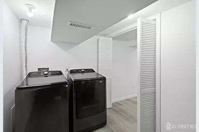 29 Windsor Drive, East Brunswick Township, NJ 08816 - Photo 26