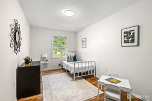 17 Meredith Rd, Edison, NJ 08817 - Photo 16