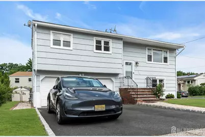 125 Jeff Street, Edison, NJ 08837 - Photo 2