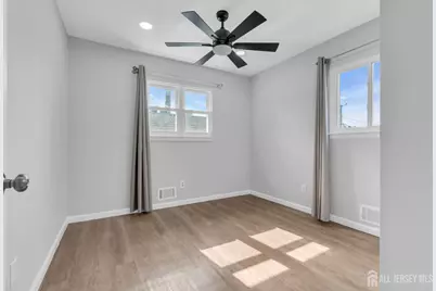 125 Jeff Street, Edison, NJ 08837 - Photo 22