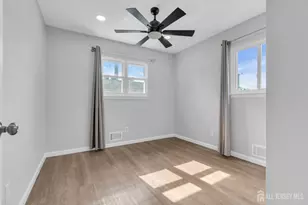 125 Jeff St, Edison, NJ 08837 - Photo 22