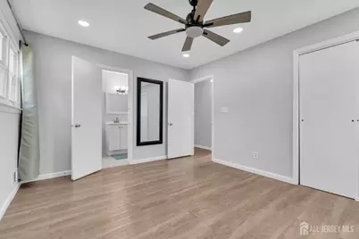 125 Jeff Street, Edison, NJ 08837 - Photo 20