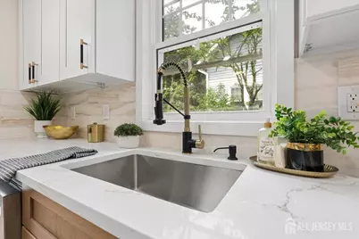 91 Lawrence Avenue, Highland Park, NJ 08904 - Photo 18