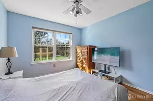 293 Bromley Pl, East Brunswick Township, NJ 08816 - Photo 10