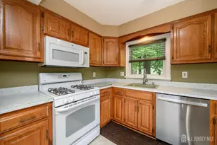 2239 Newark Ave, Scotch Plains Township, NJ 07076 - Photo 12