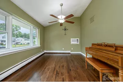 2239 Newark Avenue, Scotch Plains Township, NJ 07076 - Photo 4