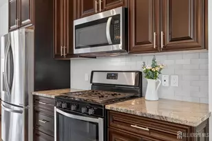 197 Roosevelt Dr, Wood Ridge, NJ 07075 - Photo 20