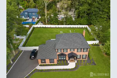 9 Wood Lake Court, North Brunswick Township, NJ 08902 - Photo 4
