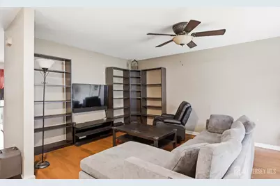 3 Wilkens Drive, Piscataway Township, NJ 08854 - Photo 4