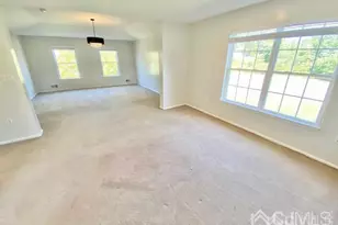 24 Skurka Ct, Sayreville, NJ 08872 - Photo 32