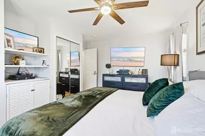 8 Oak Street, Carteret, NJ 07008 - Photo 12