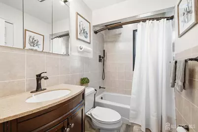 8 Oak Street, Carteret, NJ 07008 - Photo 16