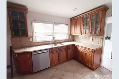 61 Rose Street, Edison, NJ 08817 - Photo 8