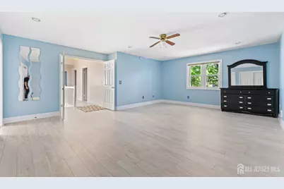 8 Danny Court, North Brunswick Township, NJ 08902 - Photo 20