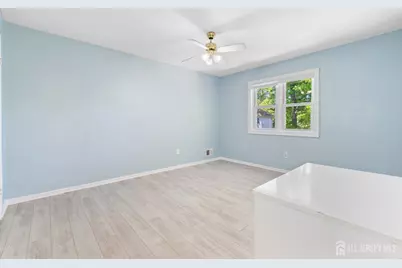 8 Danny Court, North Brunswick Township, NJ 08902 - Photo 30