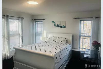 63 E Jefferson Boulevard, Edison, NJ 08817 - Photo 8