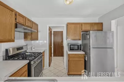 116 Wainwright Drive, Old Bridge Township, NJ 07747 - Photo 10
