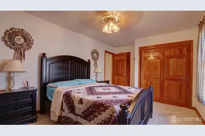 19 Republic Row, Franklin Township, NJ 08873 - Photo 32