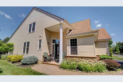 19 Republic Row, Franklin Township, NJ 08873 - Photo 4