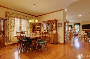 19 Republic Row, Franklin Township, NJ 08873 - Photo 10