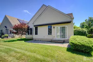 19 Republic Row, Franklin Township, NJ 08873 - Photo 6