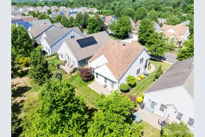 19 Republic Row, Franklin Township, NJ 08873 - Photo 40