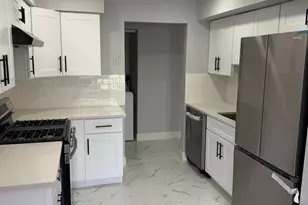 1008 Hidden Village Dr, Perth Amboy, NJ 08861 - Photo 14