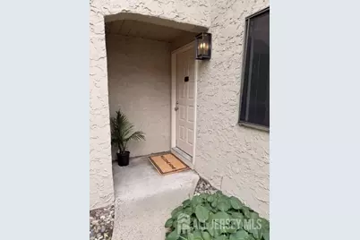 93 Gate House Lane, Edison, NJ 08820 - Photo 2