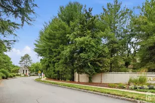 93 Gate House Ln, Edison, NJ 08820 - Photo 40