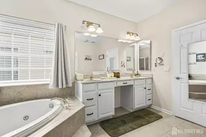 37 Vineyard Court, Monroe Township, NJ 08831 - Photo 26