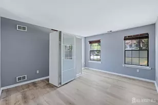 1901 Woodbridge Commons Way, Woodbridge Township, NJ 08830 - Photo 10