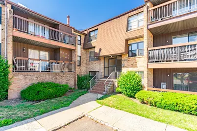 1719 Raspberry Court #1719, Edison, NJ 08817 - Photo 2