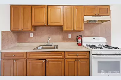 1719 Raspberry Court #1719, Edison, NJ 08817 - Photo 16
