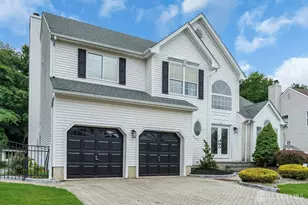 54 Winding Brook Dr, Old Bridge Township, NJ 07747 - Photo 4
