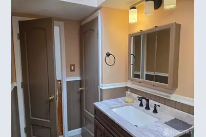 9 Florence Drive, Sayreville, NJ 08859 - Photo 6