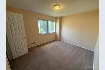 1502 Edison Glen, Edison, NJ 08837 - Photo 12