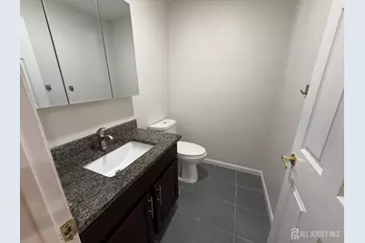 1502 Edison Glen, Edison, NJ 08837 - Photo 8