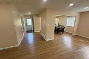 1502 Edison Glen, Edison, NJ 08837 - Photo 10