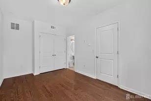 247 Bradley Dr, Wood Ridge, NJ 07075 - Photo 8