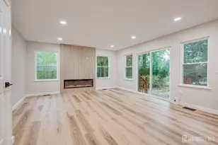 290 Fresh Ponds Rd, South Brunswick Township, NJ 08852 - Photo 18