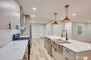 290 Fresh Ponds Rd, South Brunswick Township, NJ 08852 - Photo 12
