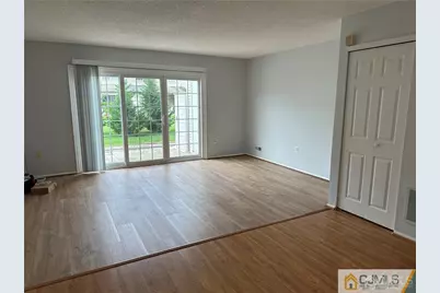 31 Kingston Run, North Brunswick Township, NJ 08902 - Photo 4