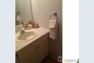 31 Kingston Run, North Brunswick Township, NJ 08902 - Photo 8