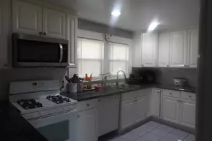 1657 W 3rd St, Piscataway Township, NJ 09954 - Photo 6