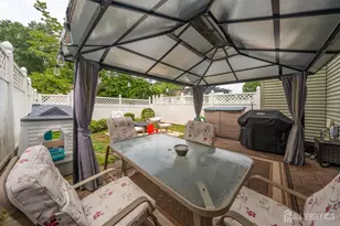 21 Knoll Ct, Old Bridge Township, NJ 07747 - Photo 16
